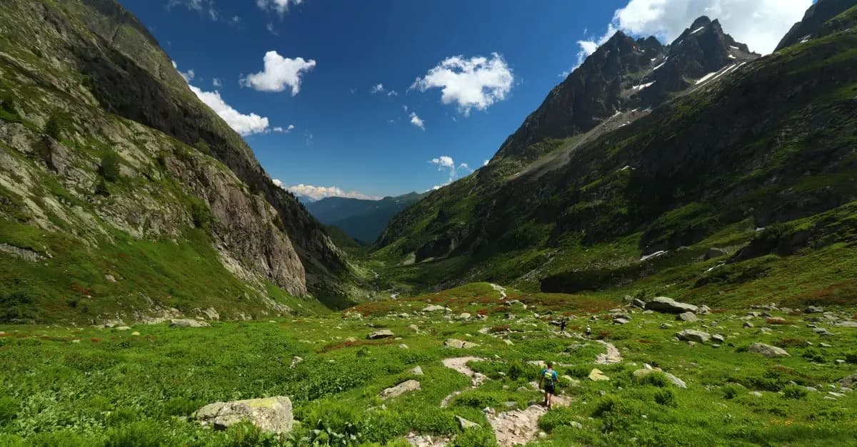 Les 10 Meilleurs Lieux pour des Escapades Actives en France